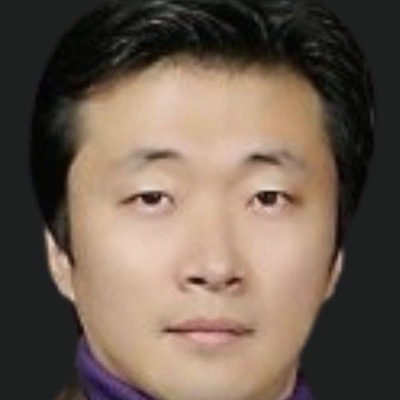 Portrait of Yong Hyoung